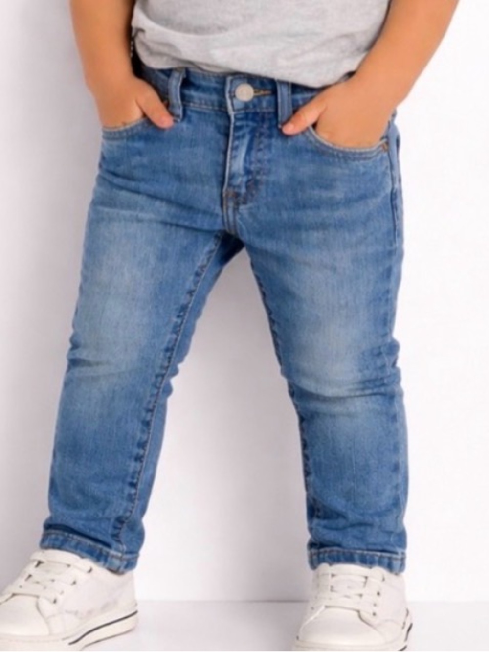 Levi’s 510 Skinny Jeans Toddler 2T Medium Wash EUC(A374)✨